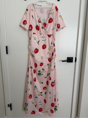 New Women’s Strawberry Maxi Dress Fitted Flare Mermaid Picnic Daisy V-Neck